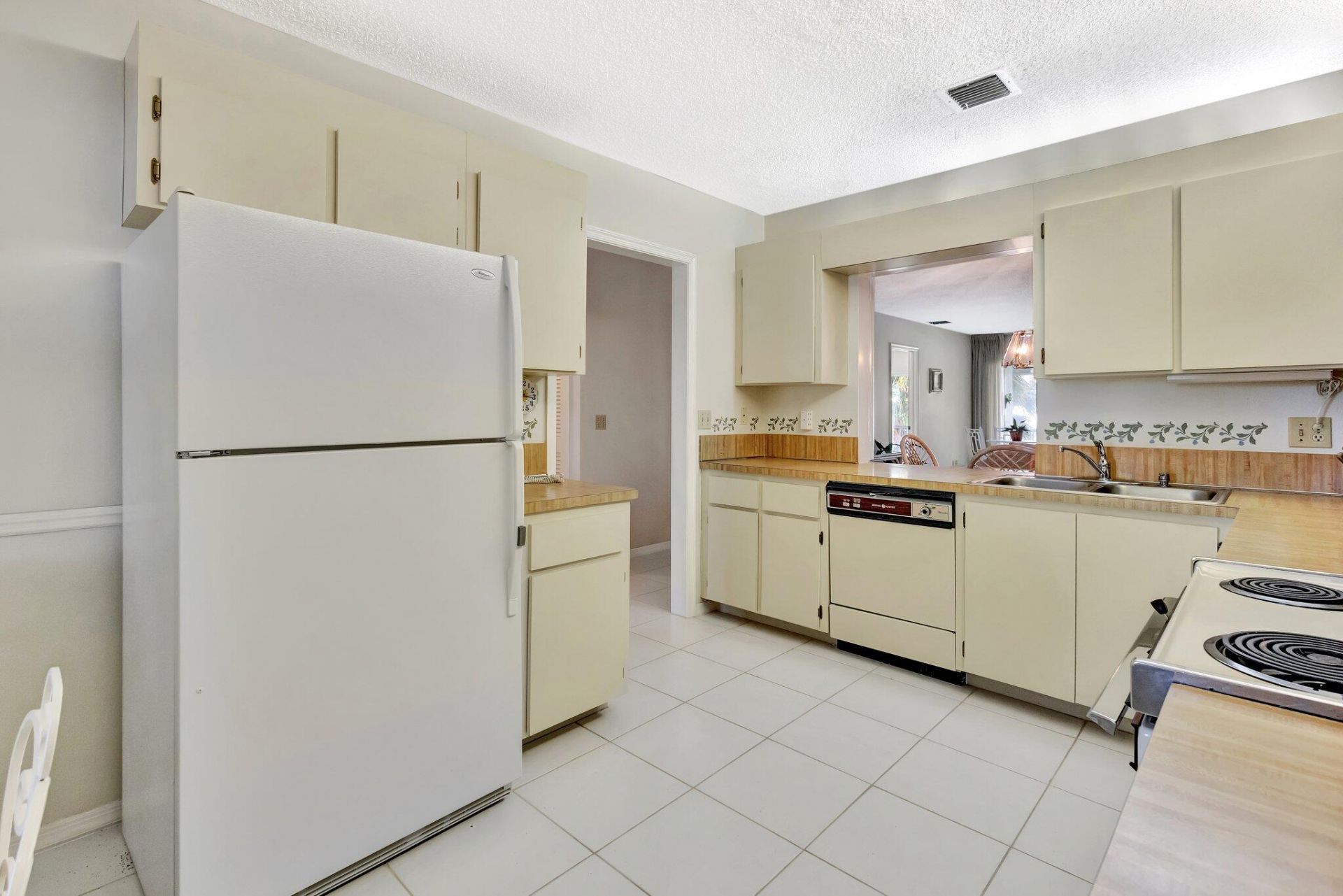 1600 SE Saint Lucie Boulevard Se, Unit 211, Stuart, FL 34996 Photo