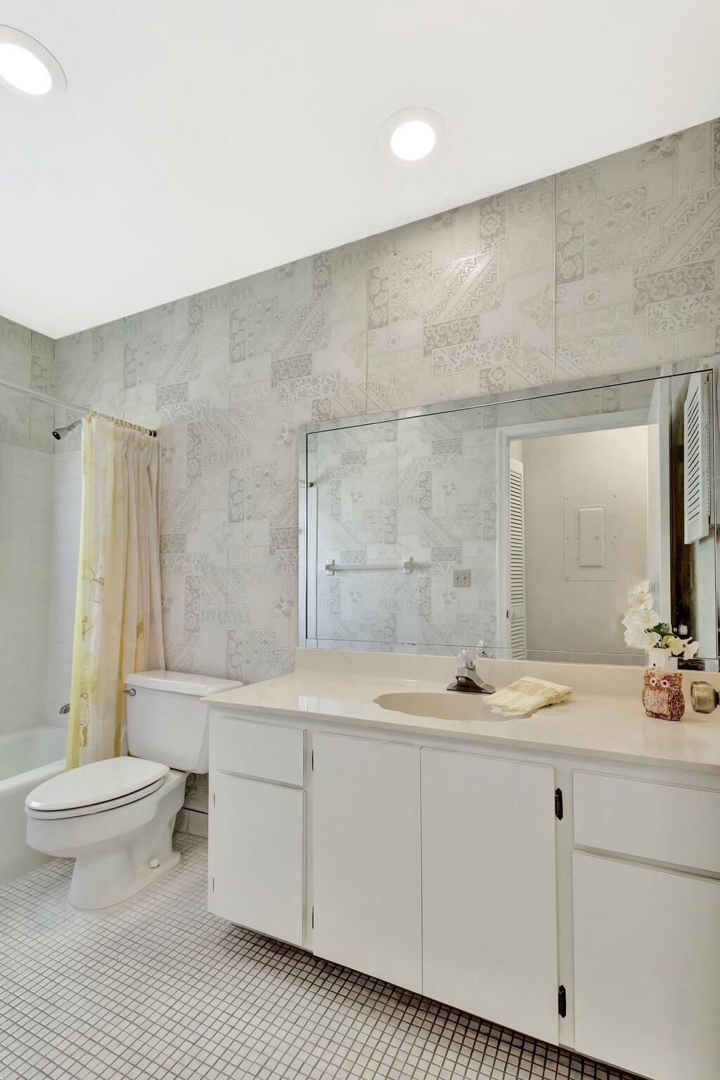 1600 SE Saint Lucie Boulevard Se, Unit 211, Stuart, FL 34996 Photo