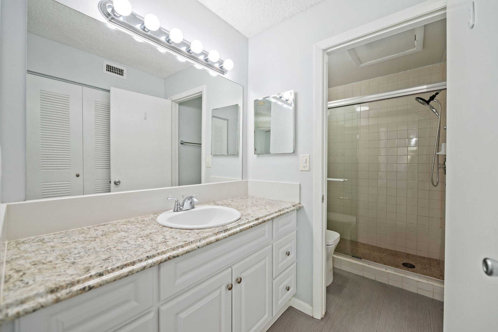 832 NW 92nd Avenue, Plantation, FL 33324 Photo
