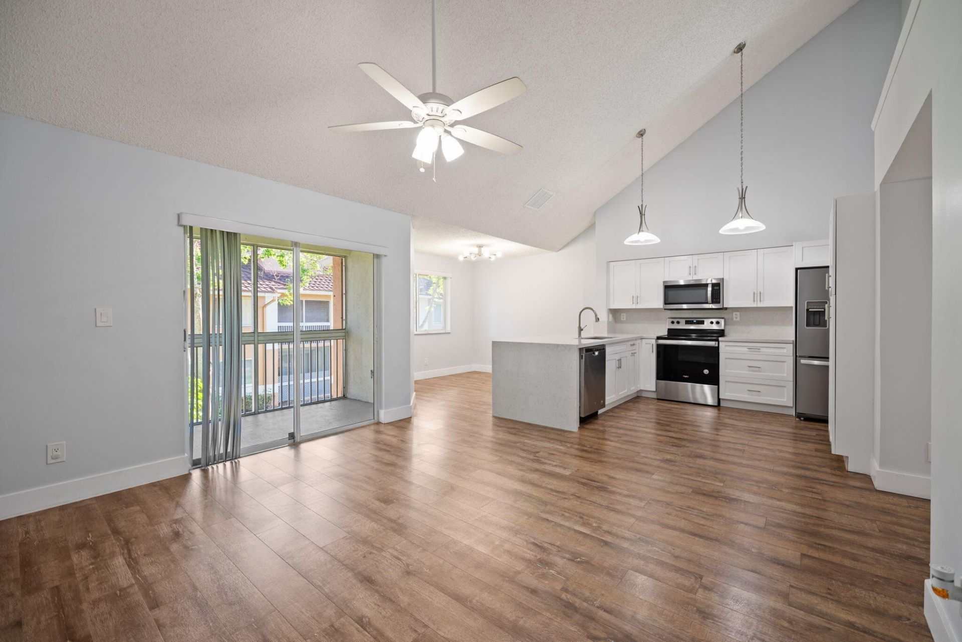 832 NW 92nd Avenue, Plantation, FL 33324 Photo