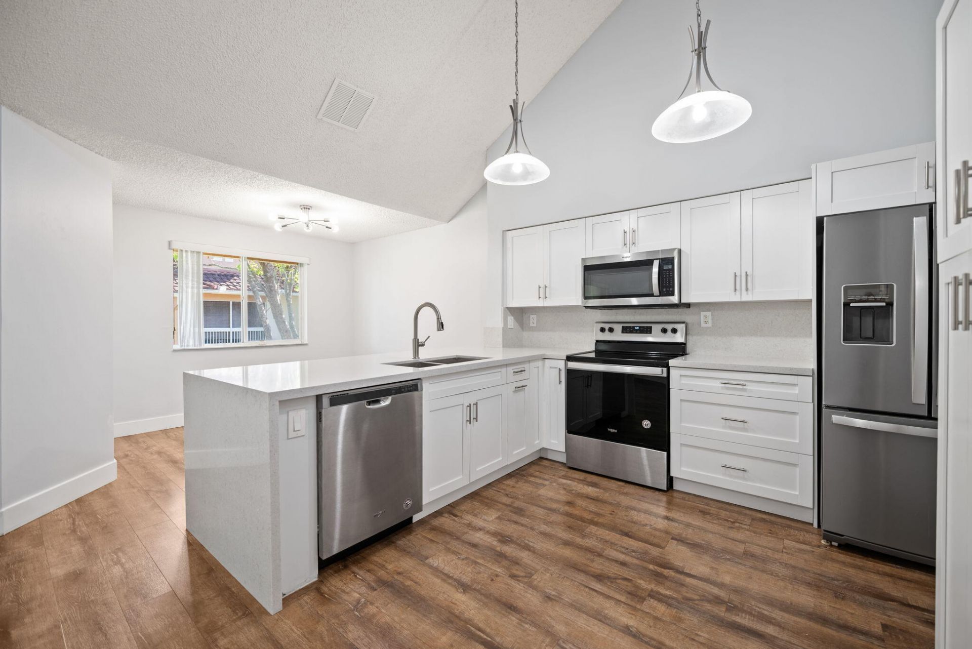 832 NW 92nd Avenue, Plantation, FL 33324 Photo