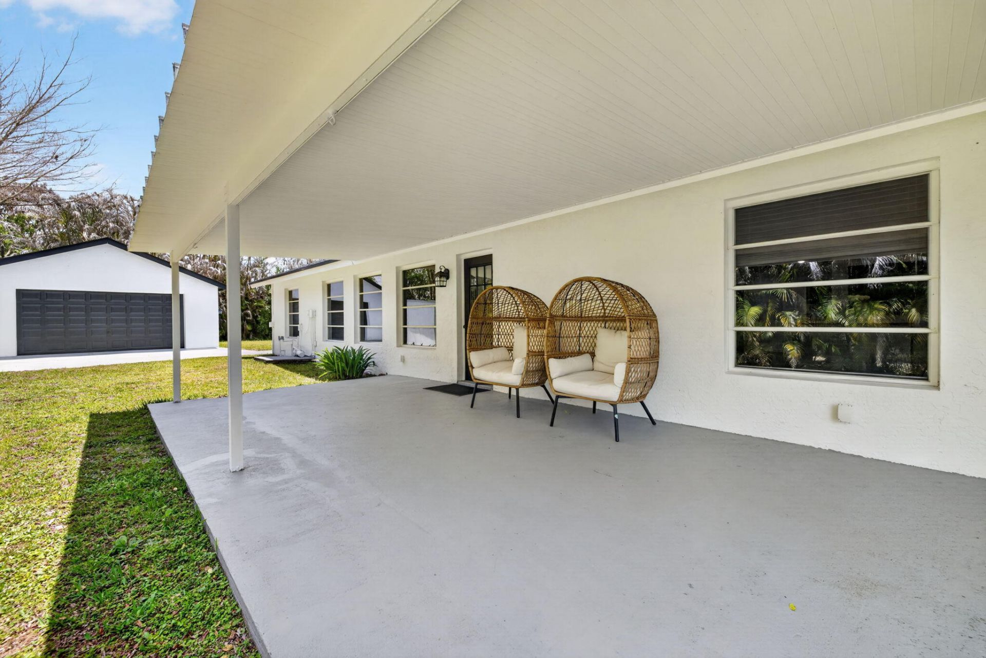 1721 SW Ocean Cove Avenue, Port Saint Lucie, FL 34953 Photo