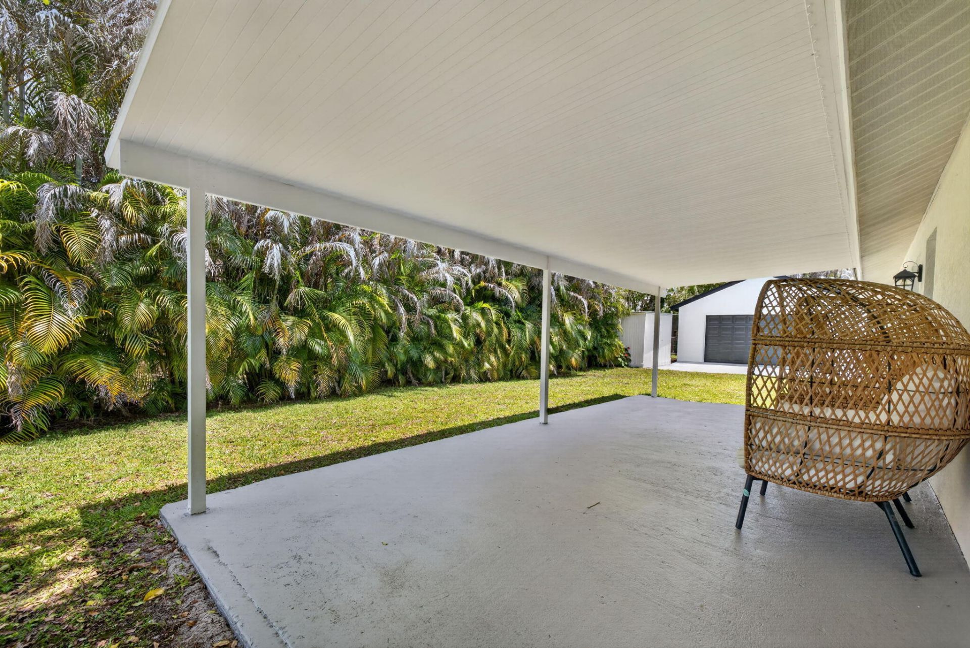 1721 SW Ocean Cove Avenue, Port Saint Lucie, FL 34953 Photo