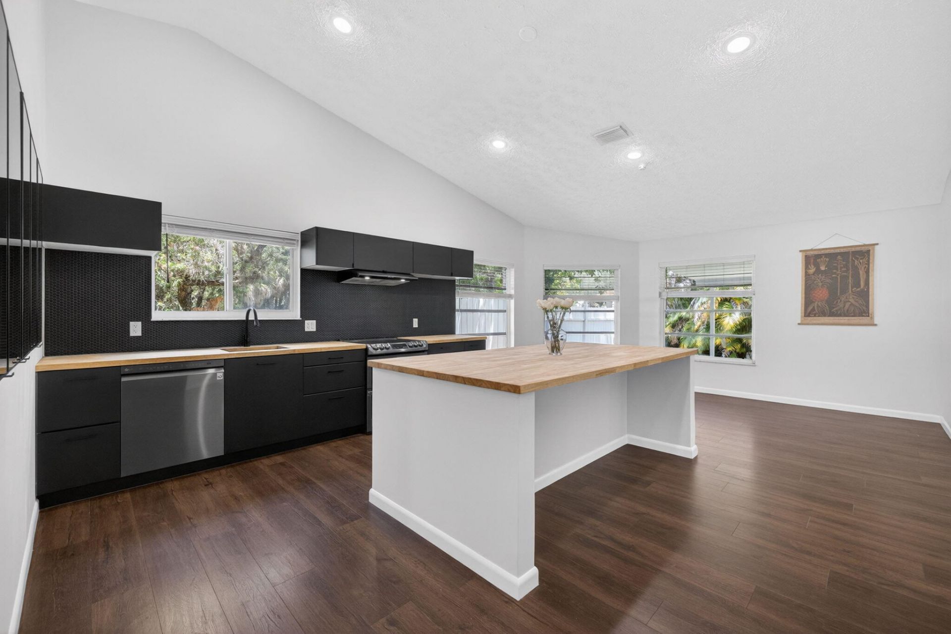 1721 SW Ocean Cove Avenue, Port Saint Lucie, FL 34953 Photo