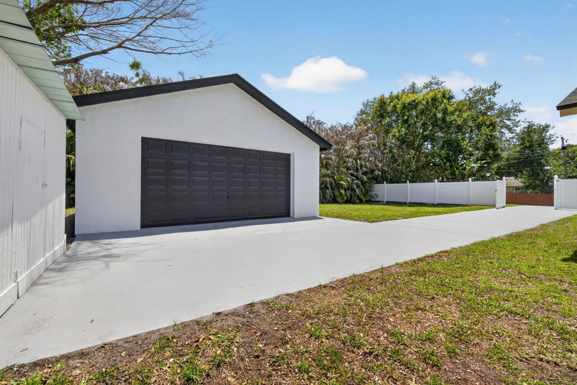 1721 SW Ocean Cove Avenue, Port Saint Lucie, FL 34953 Photo