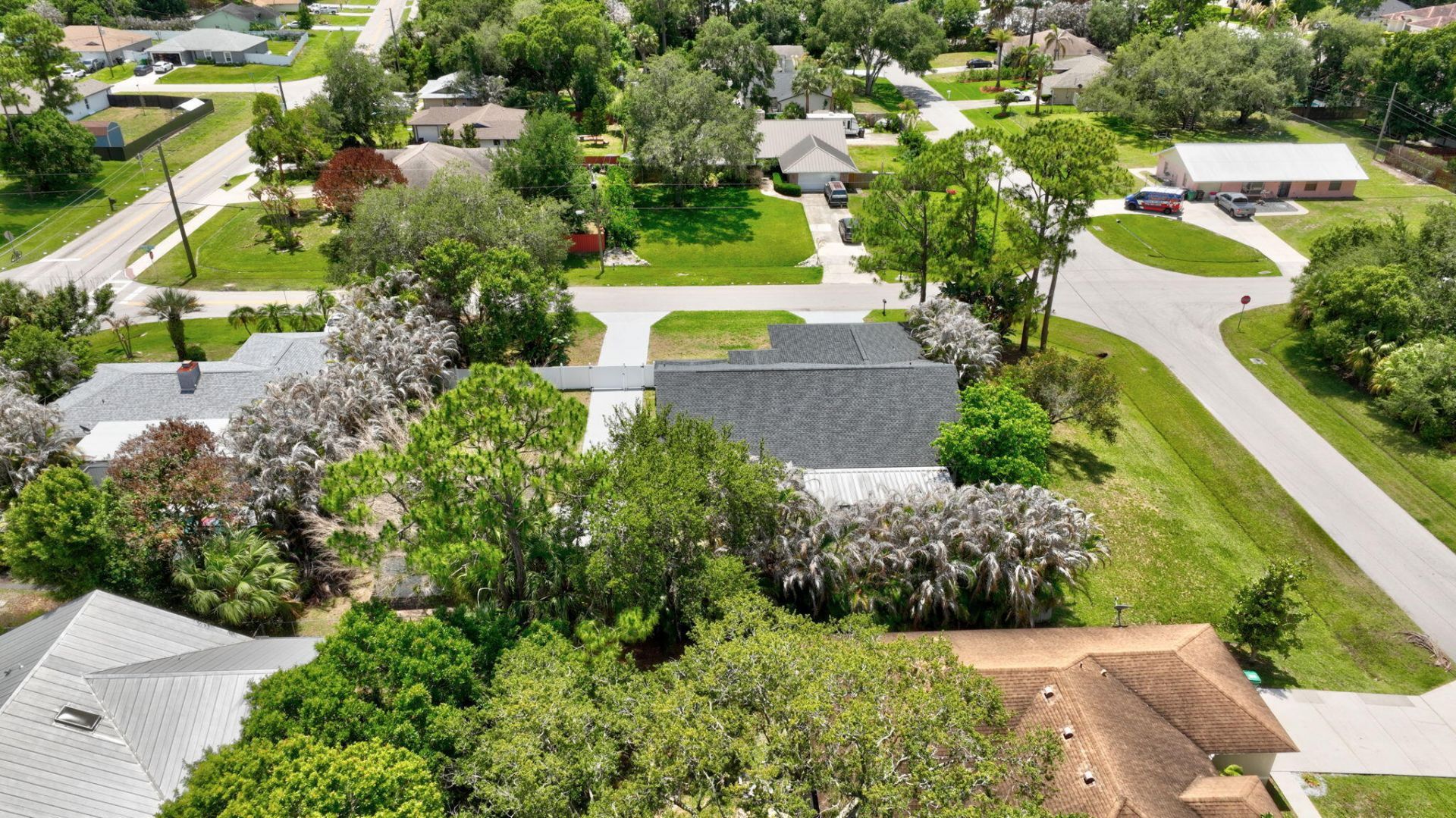 1721 SW Ocean Cove Avenue, Port Saint Lucie, FL 34953 Photo
