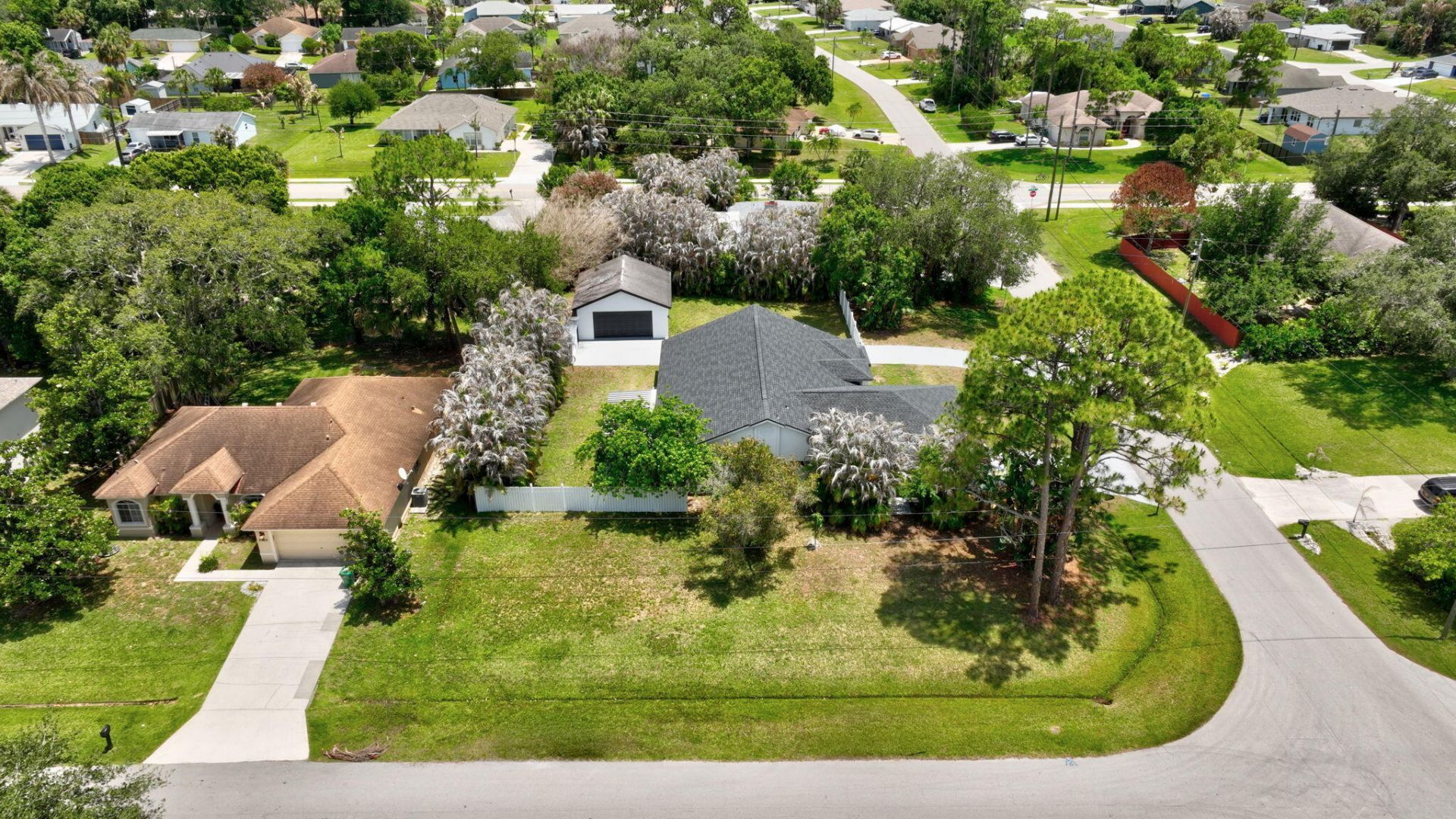 1721 SW Ocean Cove Avenue, Port Saint Lucie, FL 34953 Photo