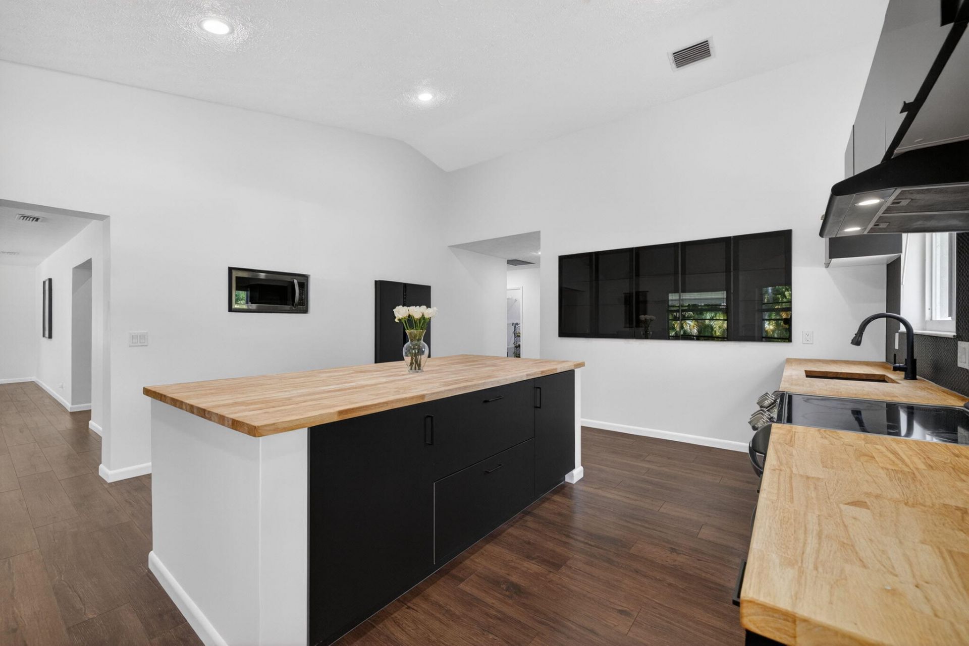 1721 SW Ocean Cove Avenue, Port Saint Lucie, FL 34953 Photo
