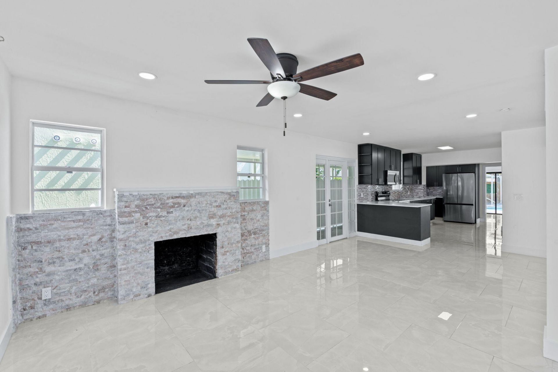 4324 Garden Avenue, West Palm Beach, FL 33405 Photo