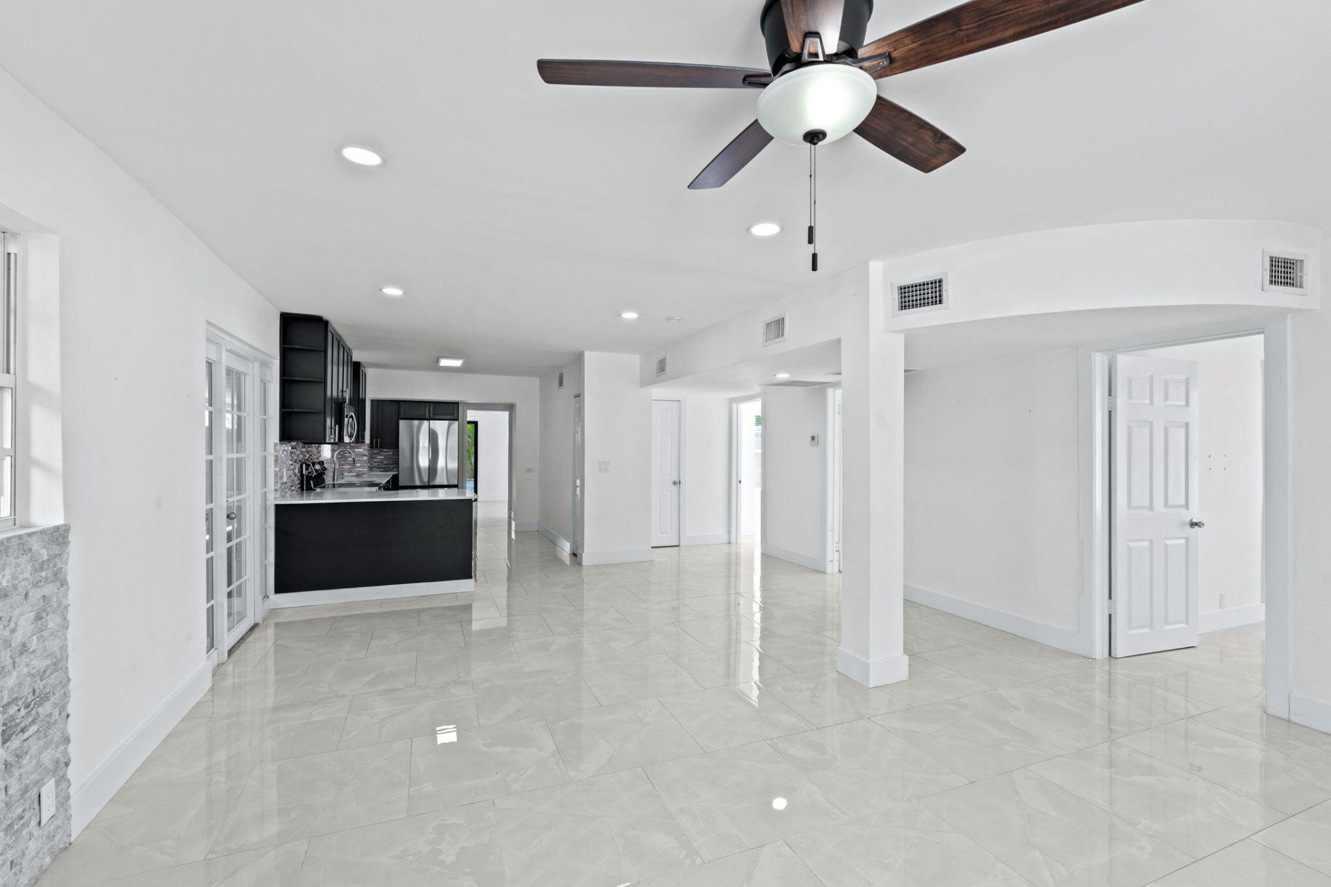 4324 Garden Avenue, West Palm Beach, FL 33405 Photo