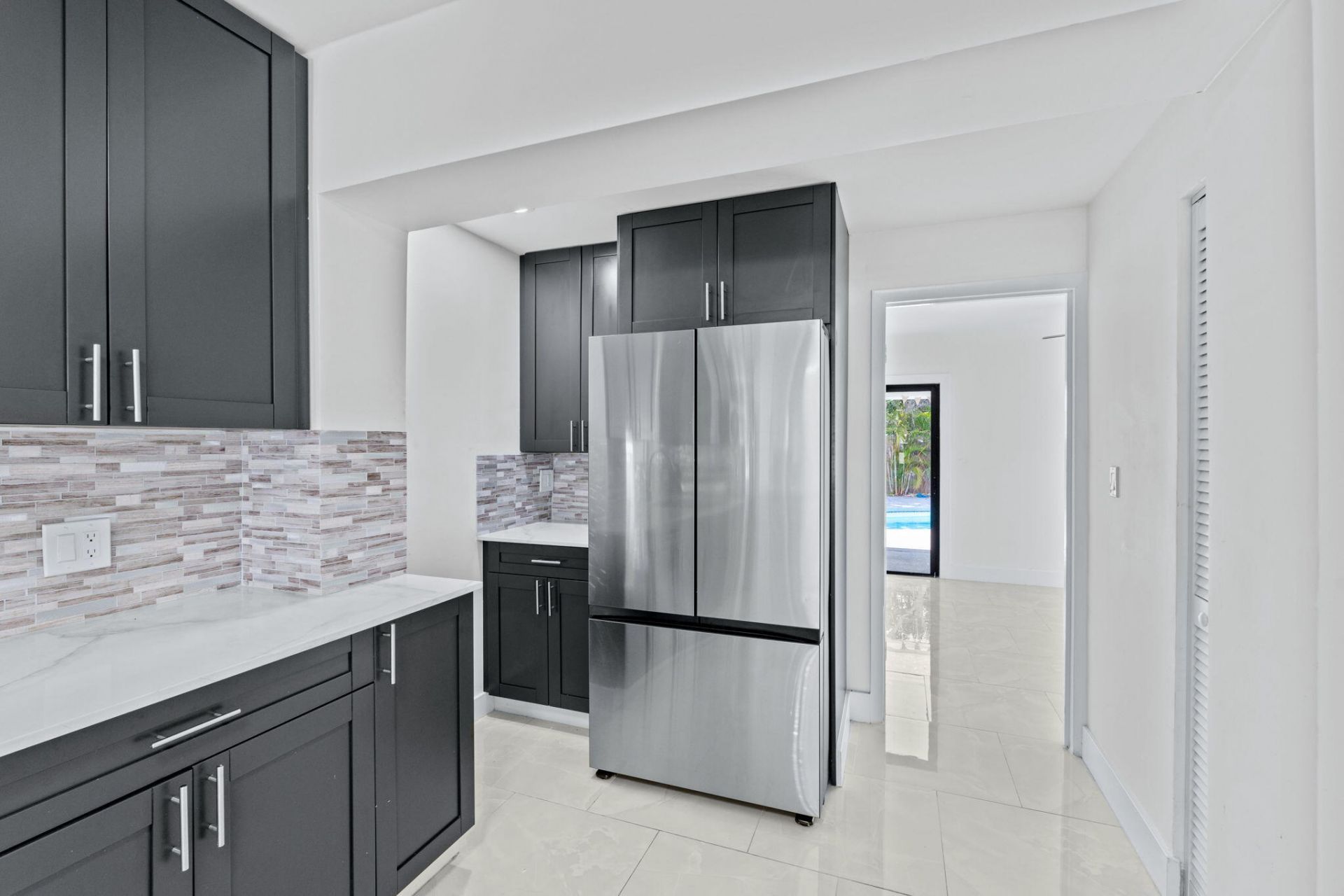 4324 Garden Avenue, West Palm Beach, FL 33405 Photo