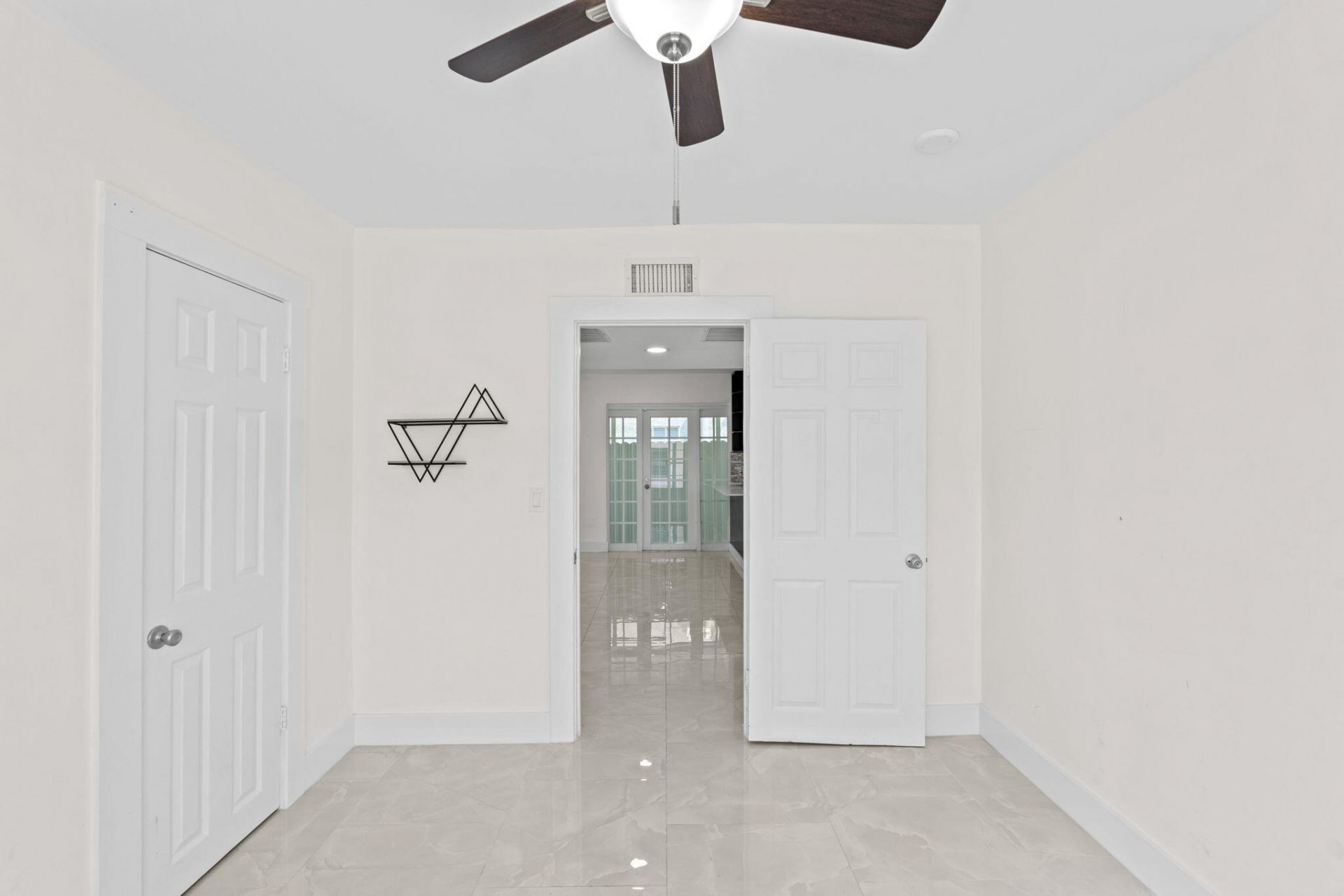 4324 Garden Avenue, West Palm Beach, FL 33405 Photo