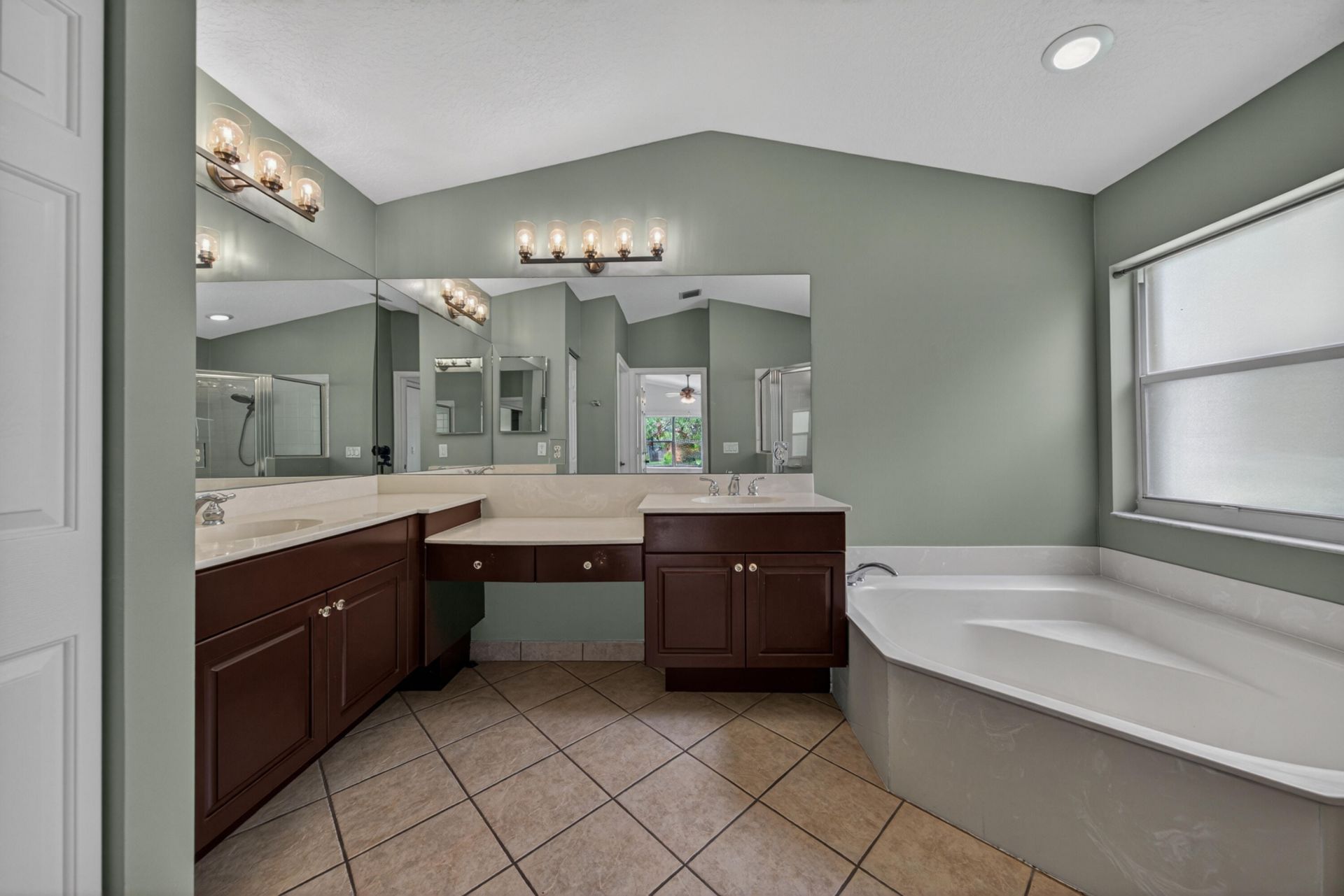 19111 SW 8th Street, Pembroke Pines, FL 33029 Photo