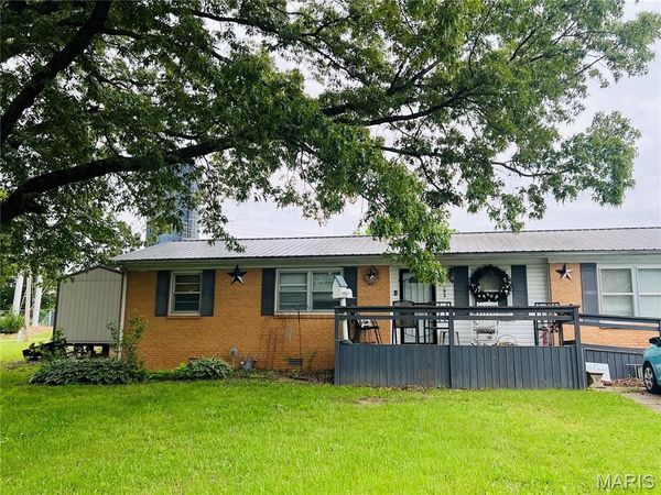 492 N Harty Street , Puxico, MO 63960