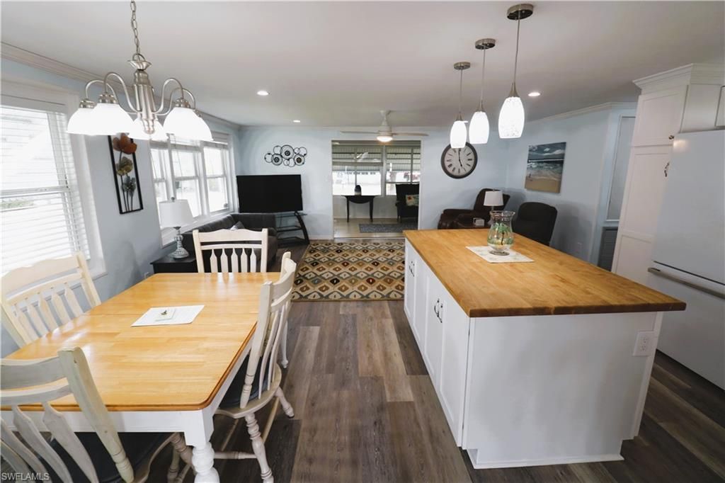 116 Coachlight Dr , Fort Myers, FL 33908 Photo