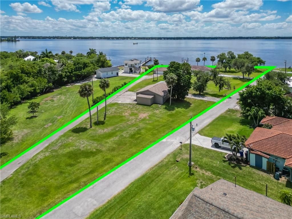 1808 Stevenson Rd , North Fort Myers, FL 33917 Photo