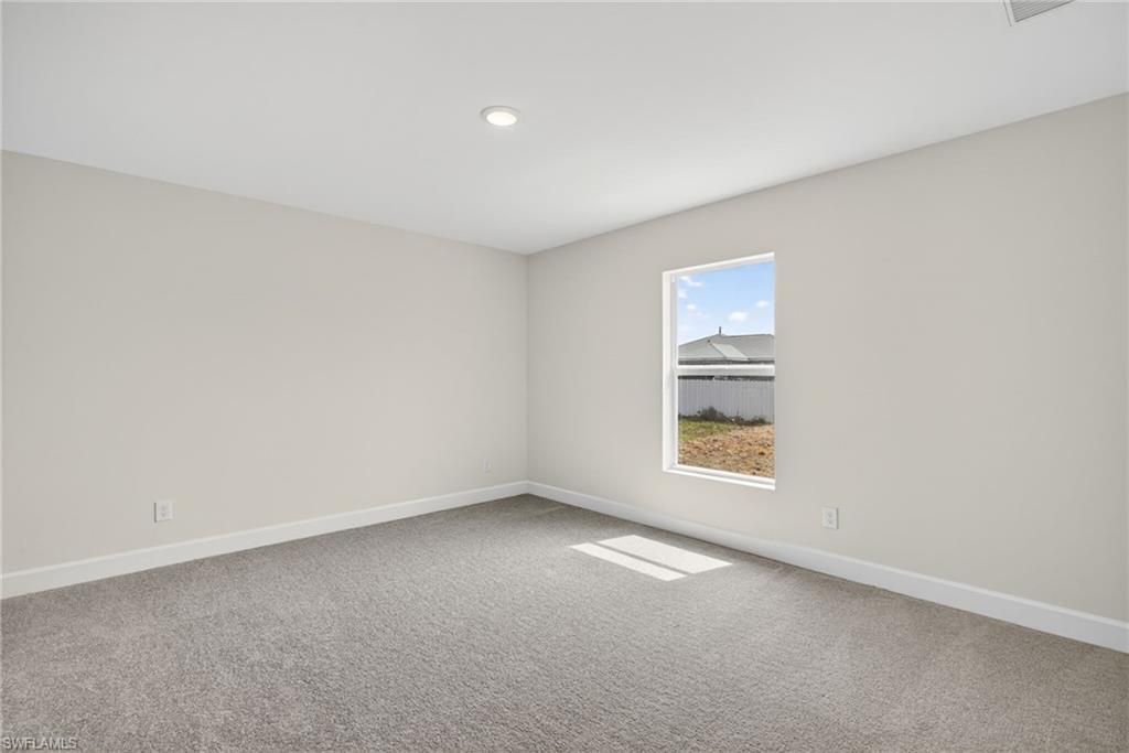 1333 NW 10th Pl, Cape Coral, FL 33993 Photo