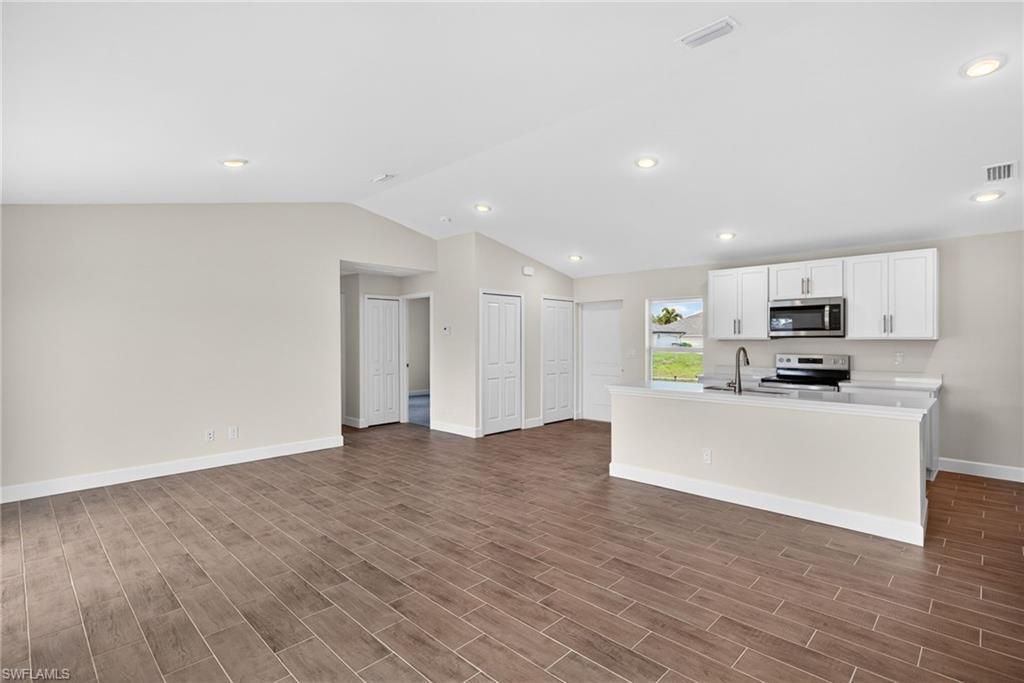 1333 NW 10th Pl, Cape Coral, FL 33993 Photo
