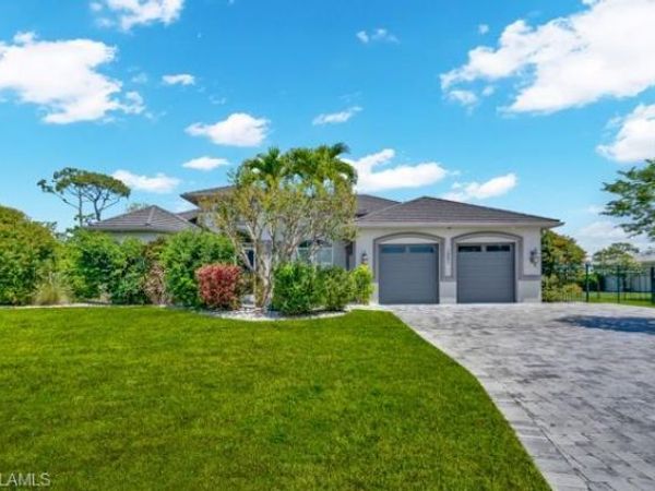 1221 SW 19th LN , CAPE CORAL, FL 33991