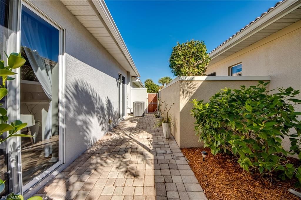 10600 Tirano Ct , Fort Myers, FL 33913 Photo