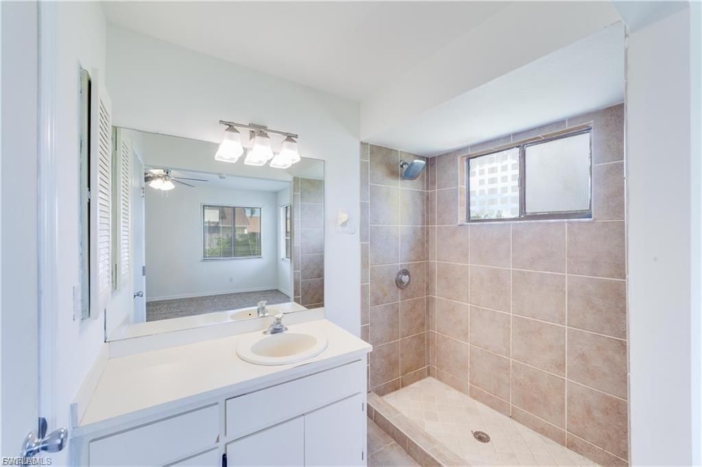 9225 Pineapple Rd , Fort Myers, FL 33967 Photo