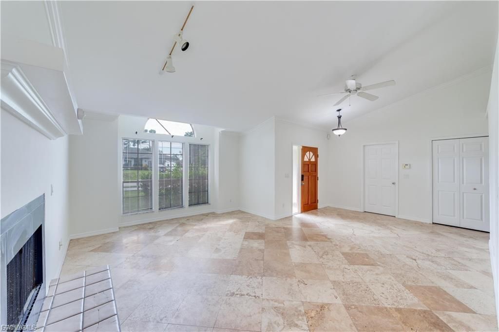 9225 Pineapple Rd , Fort Myers, FL 33967 Photo