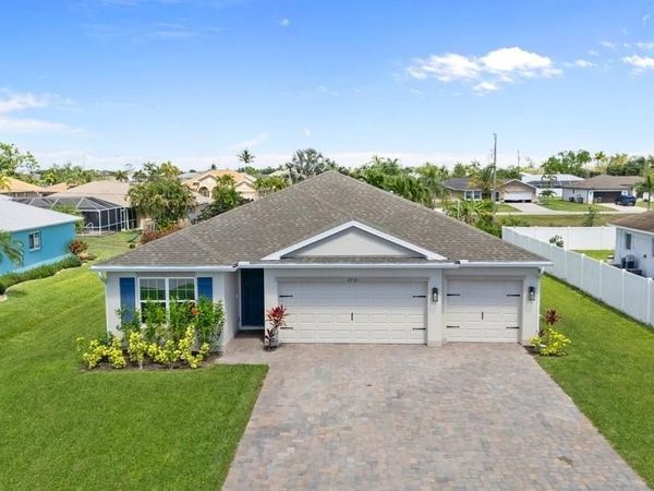 2721 SW 11th CT , CAPE CORAL, FL 33914