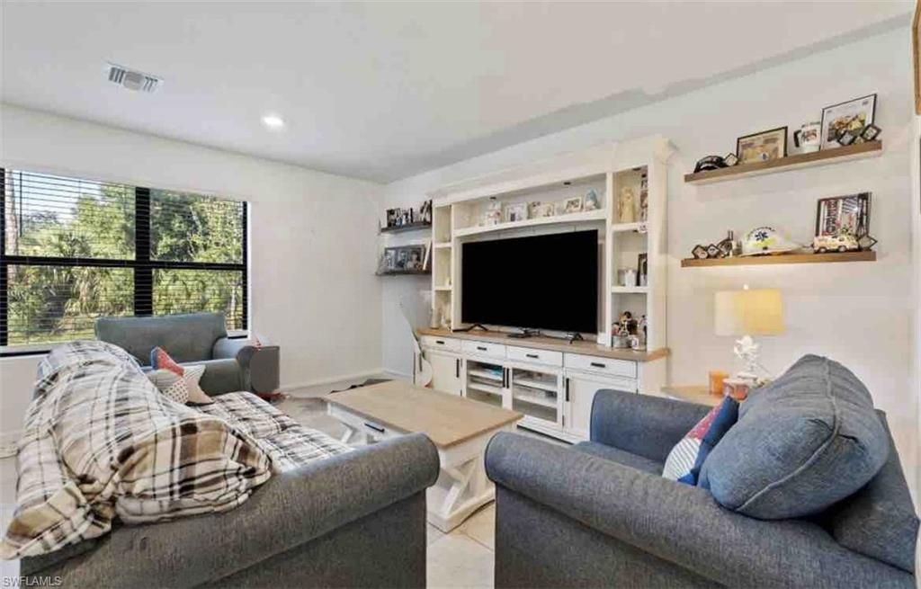 10804 Firebush Cir , North Fort Myers, FL 33917 Photo