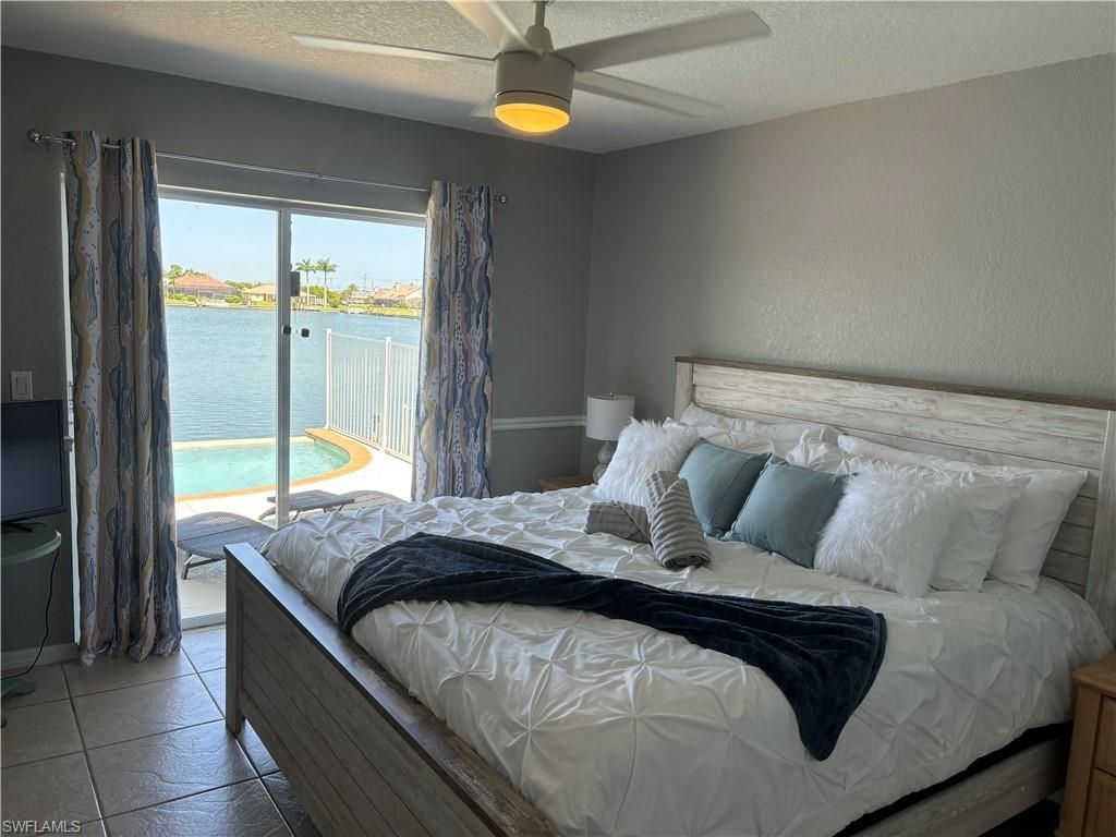 22 SE 10th Ave , Cape Coral, FL 33990 Photo