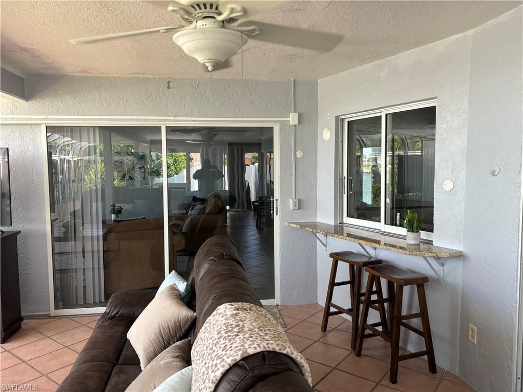22 SE 10th Ave , Cape Coral, FL 33990 Photo