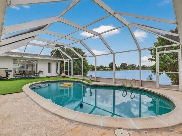 406 Leeland Heights BLVD E, LEHIGH ACRES, FL 33936