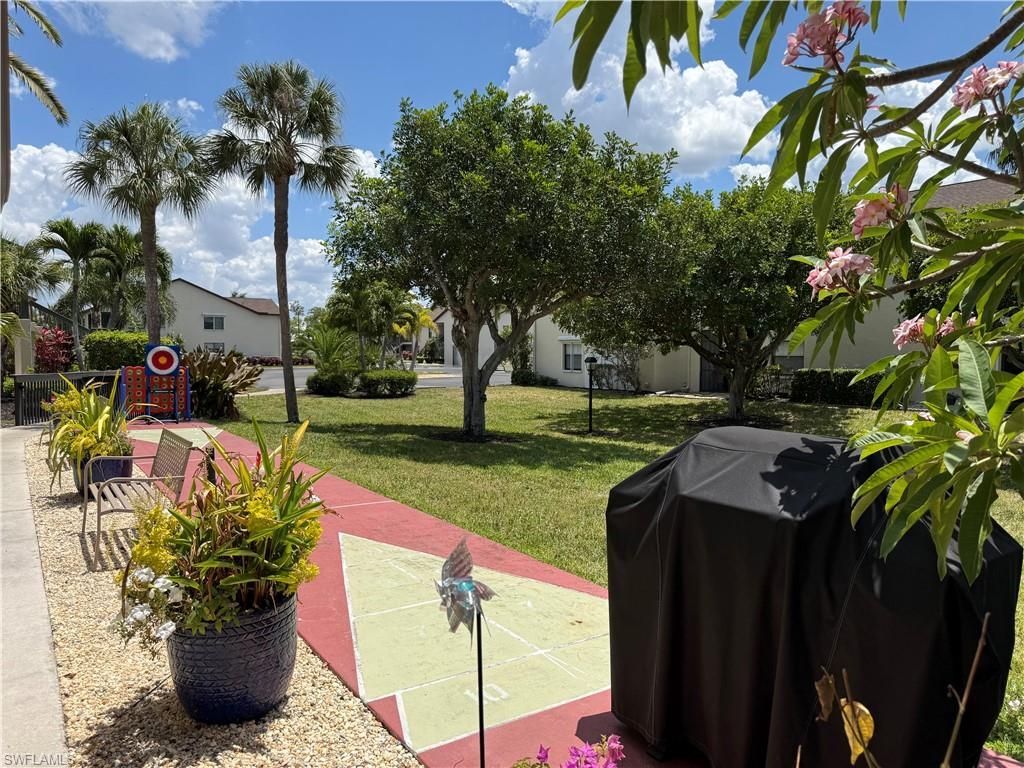 9305 Lake Park Dr, Unit 104, Fort Myers, FL 33919 Photo