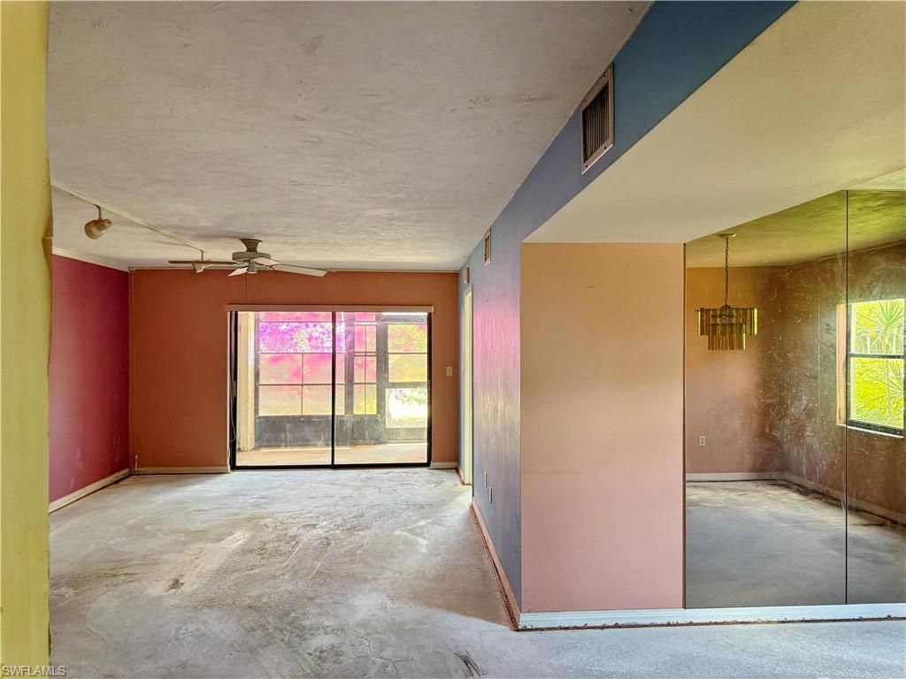 9305 Lake Park Dr, Unit 104, Fort Myers, FL 33919 Photo