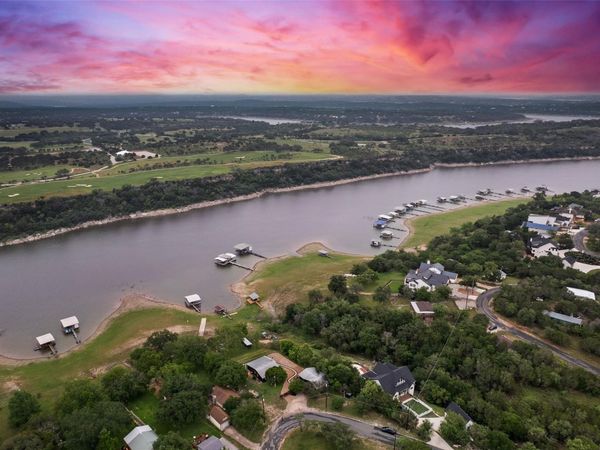 1293 Lake Shore DR , Spicewood, TX 78669