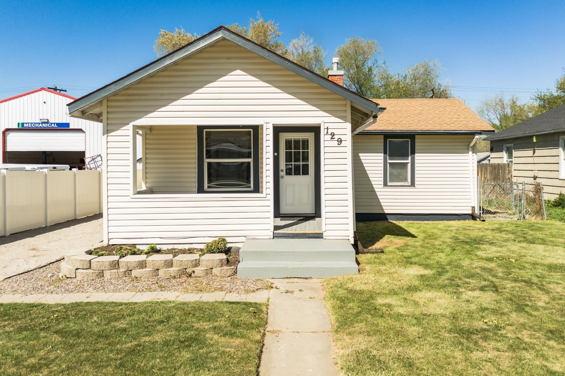 129 Wayne Ave, Pocatello, ID 83201 Main Photo