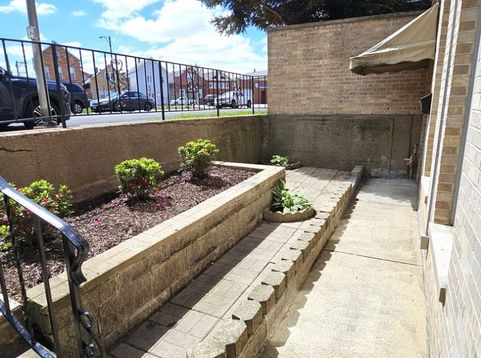 Main Photo