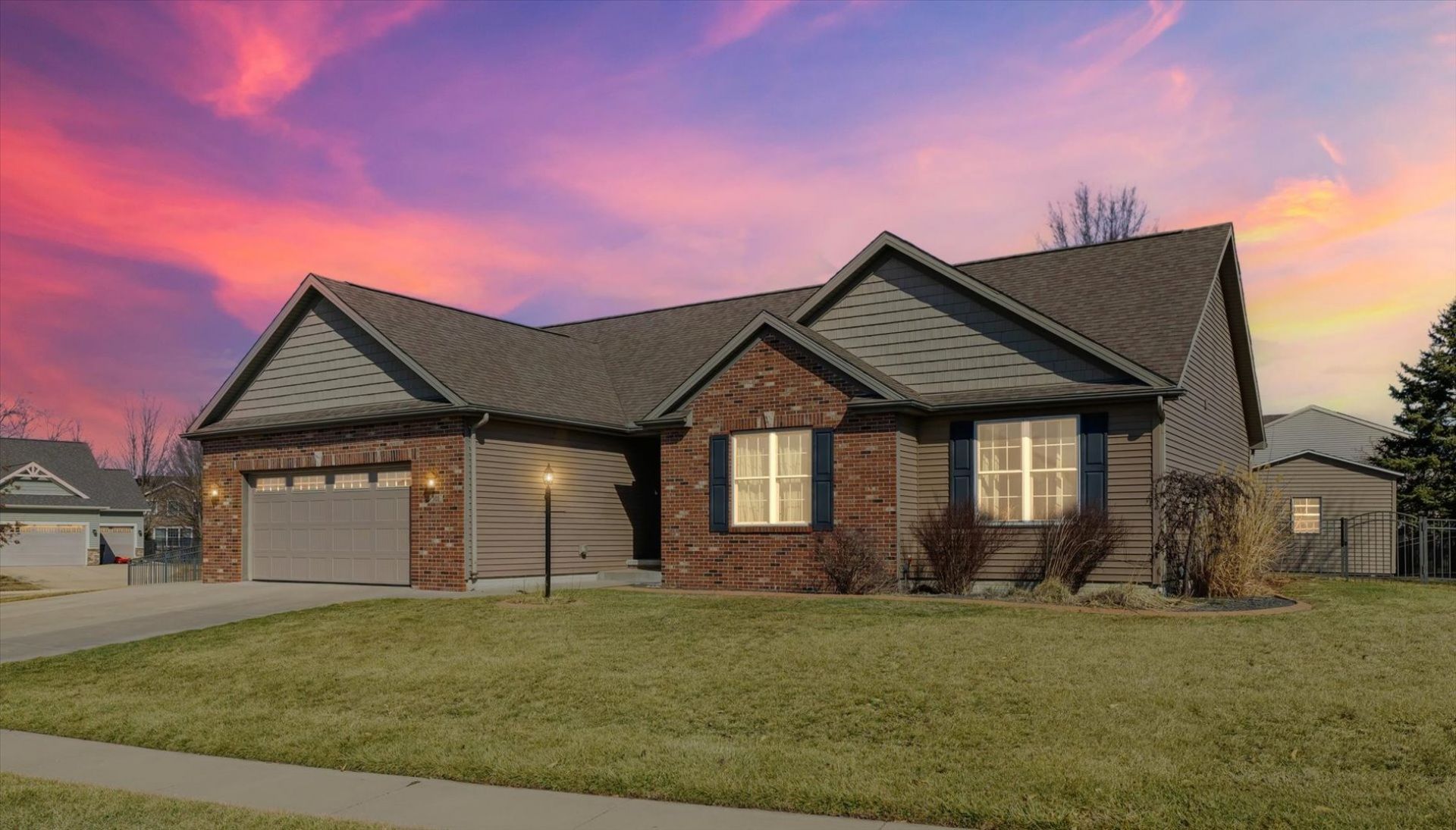 502 Elk Drive , Mahomet, IL 61853 Main Photo