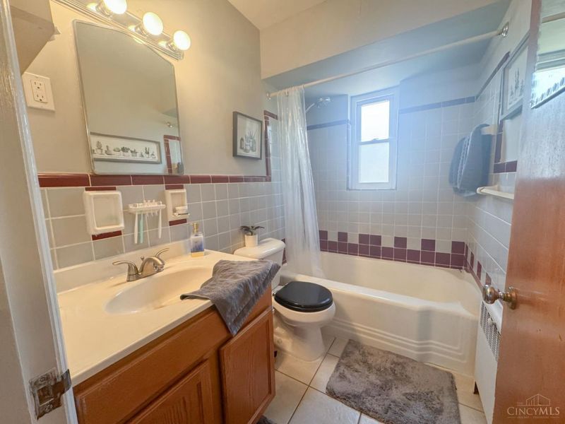 5568 Beechmont Avenue, Cincinnati, OH 45230 Photo 23