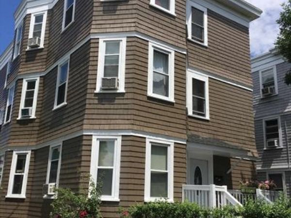 3985 Washington St, Boston, MA 02131