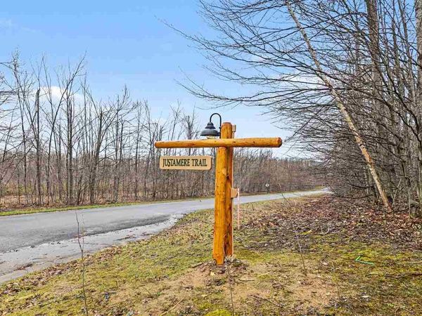 5180 Just-A-Mere Trail, Harbor Springs, MI 49740