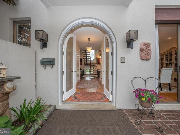 7 BRETTAGNE, Unit 7, DEVON, PA 19333