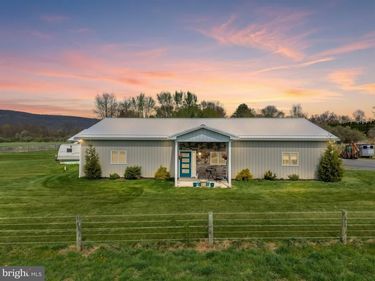 3670 N DOGWOOD ROAD, DANIELSVILLE, PA 18038