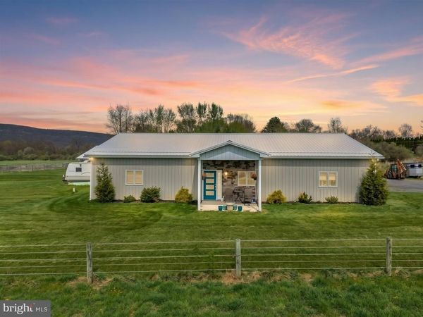 3670 N DOGWOOD ROAD , DANIELSVILLE, PA 18038