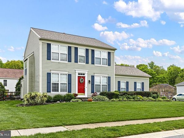 11 BUTTONWOOD COURT, NEWARK, DE 19702