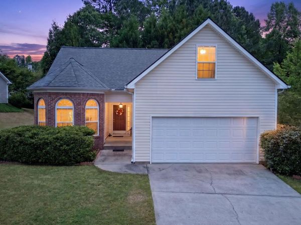 38 Bedford Park Drive, Newnan, GA 30263