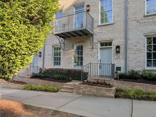 130 Clover Court, Roswell, GA 30075