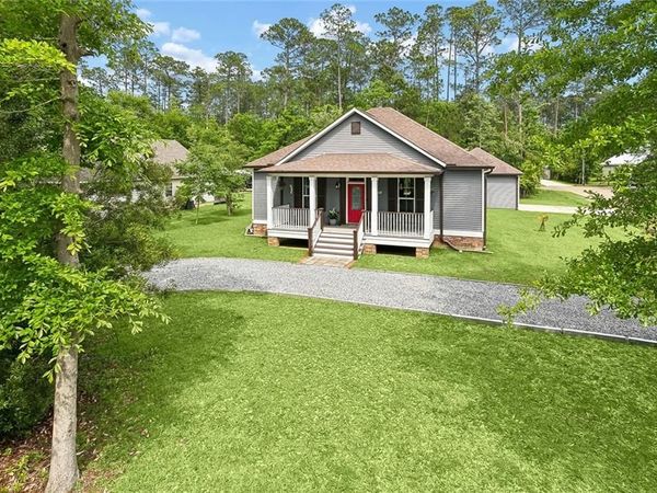 71160 CAROLINE Street, Abita Springs, LA 70420