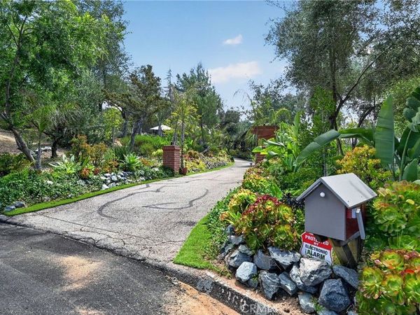 2368 Palo Danzante, Alpine, CA 91901