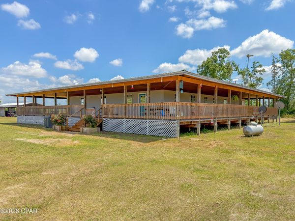 11842 SW State Road 73 , Clarksville, FL 32430
