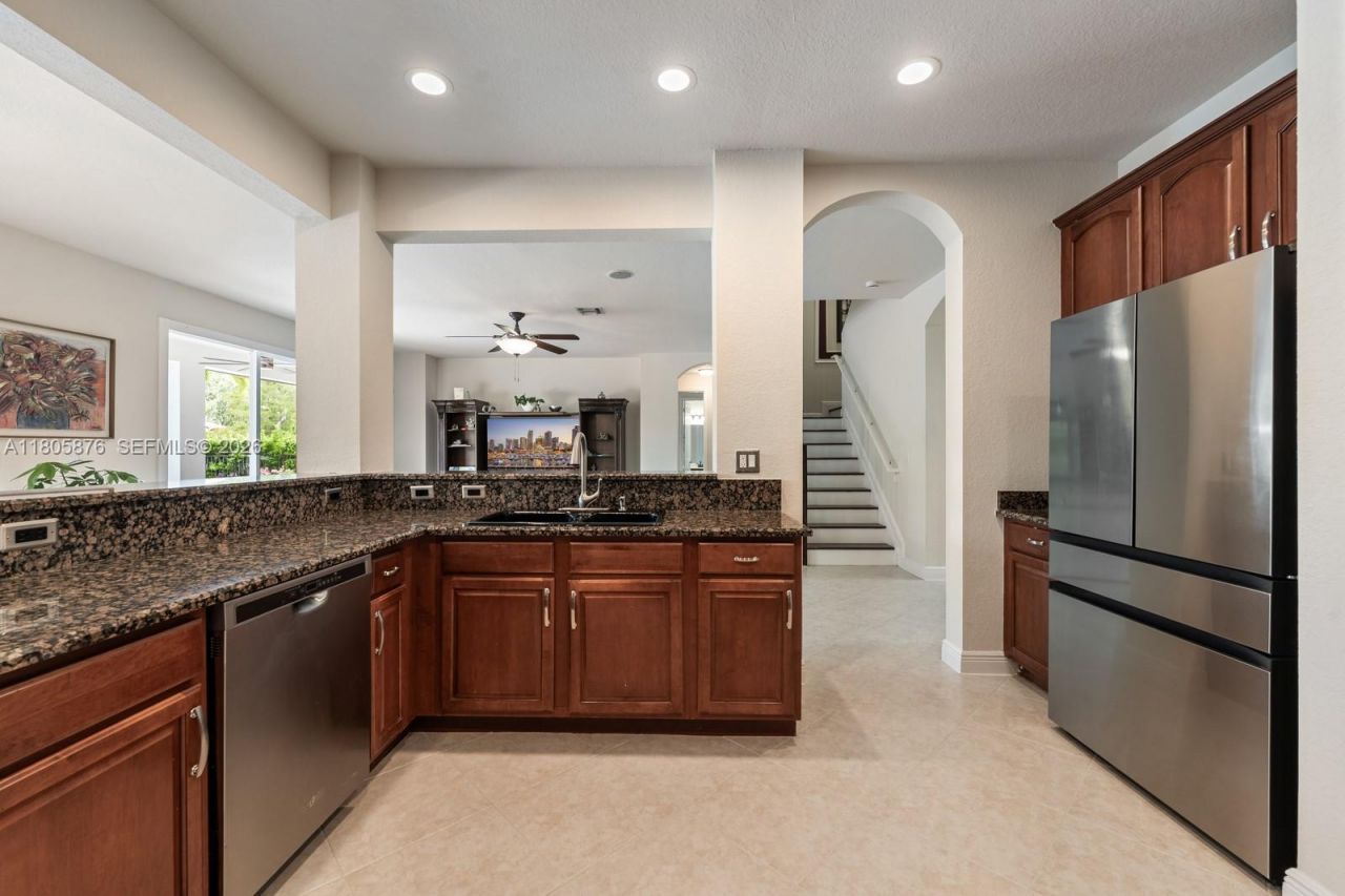 19165 N Gardenia Ave , Weston, FL 33332 Photo